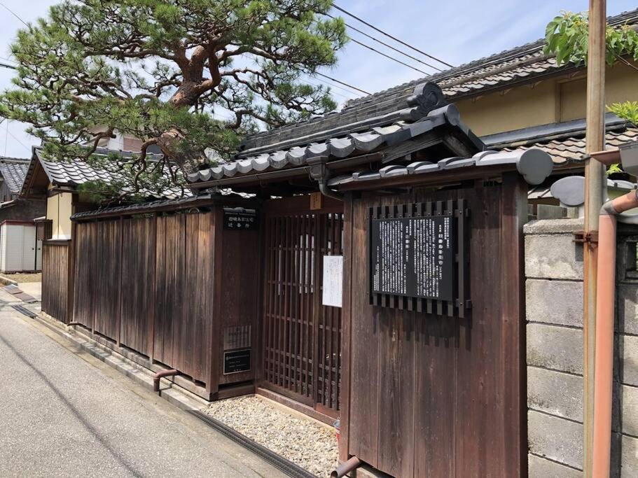 Villa Hikone Castle Exterior foto